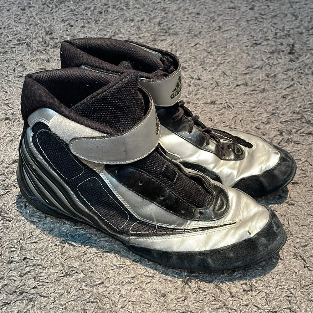 Adidas tyrint V - Picture 8 of 8